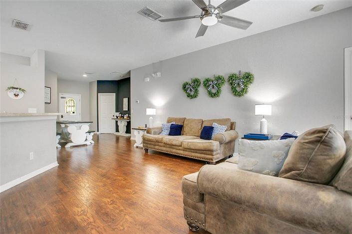 Image No.5-4 Bed Property for sale