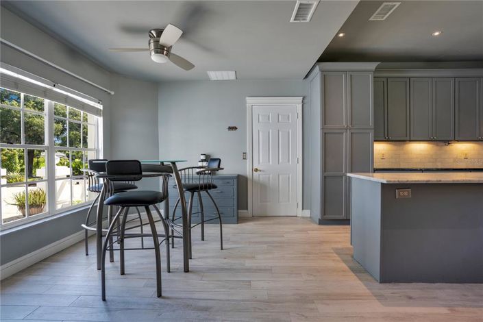 Image No.18-3 Bed Property for sale