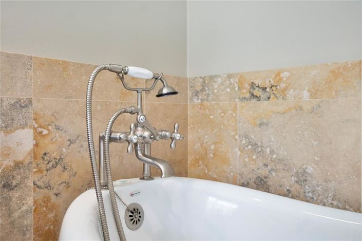 Image No.31-3 Bed Property for sale