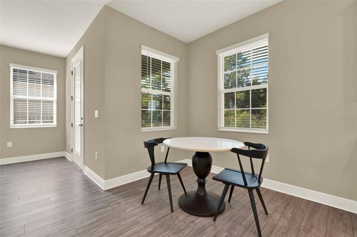 Image No.12-3 Bed Property for sale