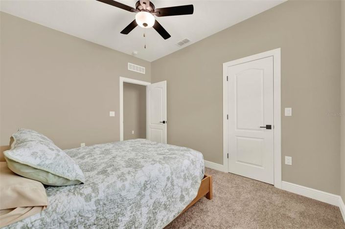 Image No.21-3 Bed Property for sale