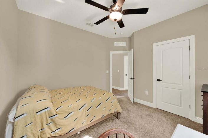 Image No.27-3 Bed Property for sale