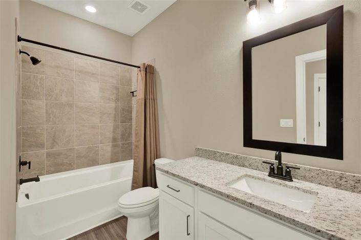 Image No.29-3 Bed Property for sale