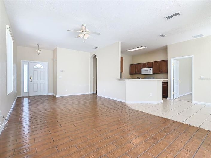 Image No.10-4 Bed Property for sale