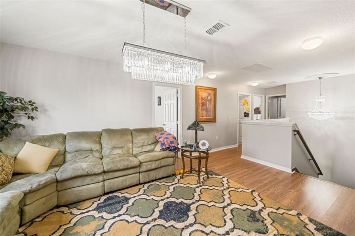 Image No.24-5 Bed Property for sale