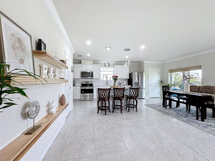 Image No.12-3 Bed Property for sale