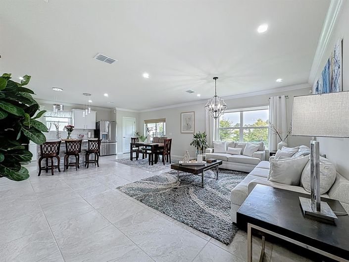 Image No.9-3 Bed Property for sale