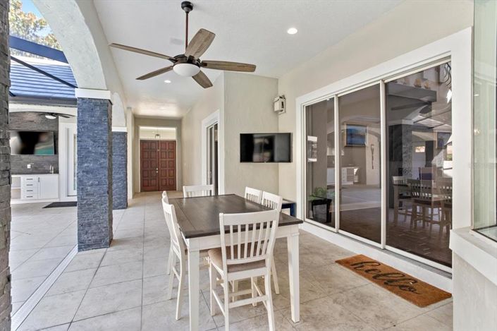 Image No.32-6 Bed Property for sale