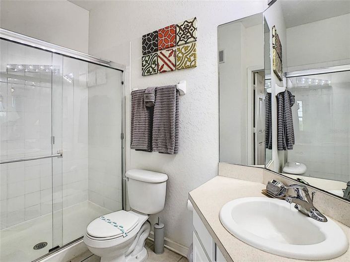 Image No.20-3 Bed Property for sale