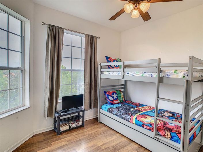 Image No.26-3 Bed Property for sale