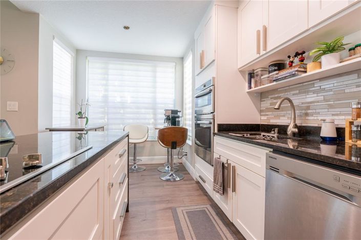 Image No.18-3 Bed Property for sale