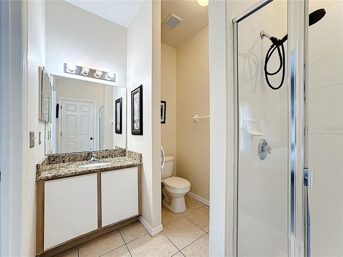 Image No.27-5 Bed Property for sale