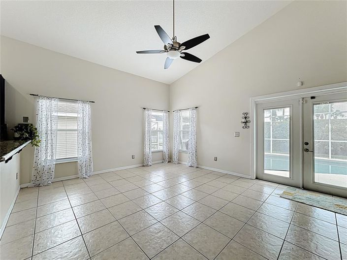 Image No.6-5 Bed Property for sale