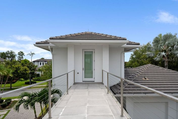 Image No.44-6 Bed Property for sale