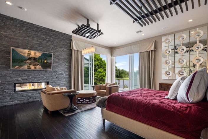 Image No.49-6 Bed Property for sale