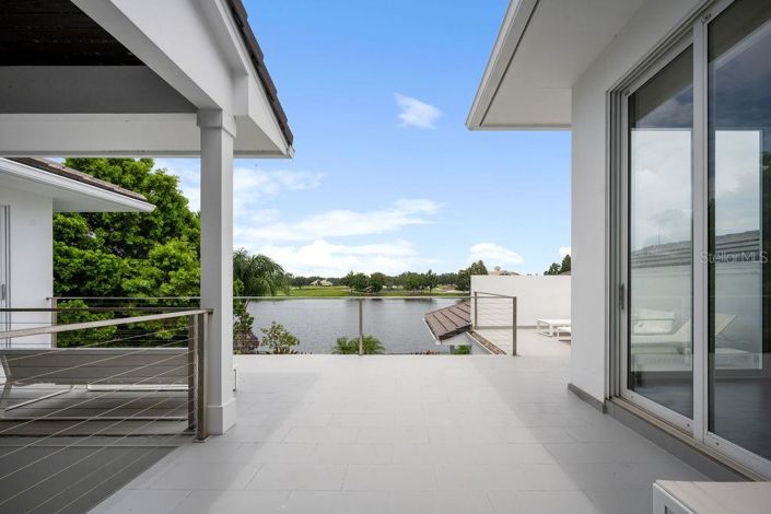 Image No.56-6 Bed Property for sale