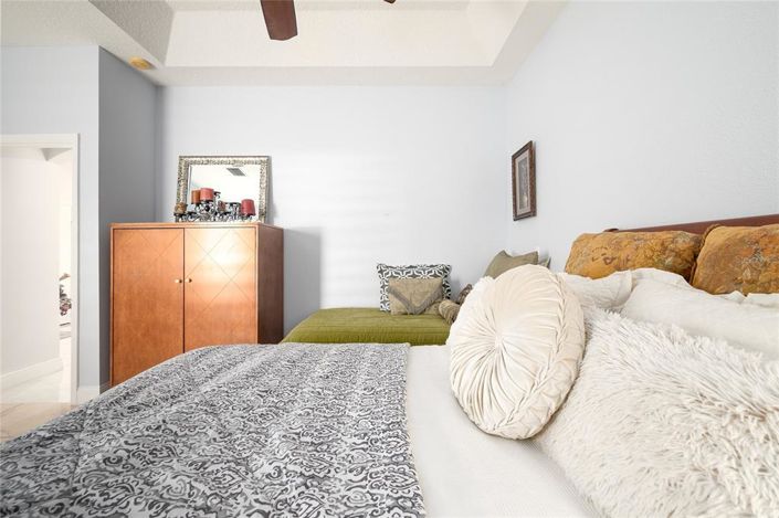 Image No.14-3 Bed Property for sale