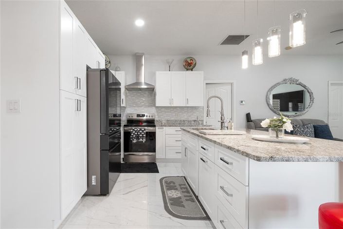 Image No.7-3 Bed Property for sale