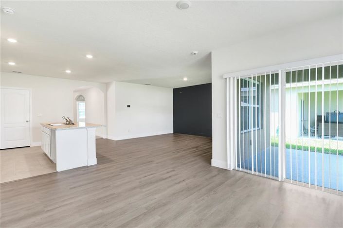 Image No.15-3 Bed Property for sale