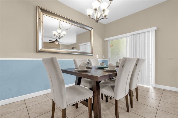 Image No.11-4 Bed Townhouse for sale