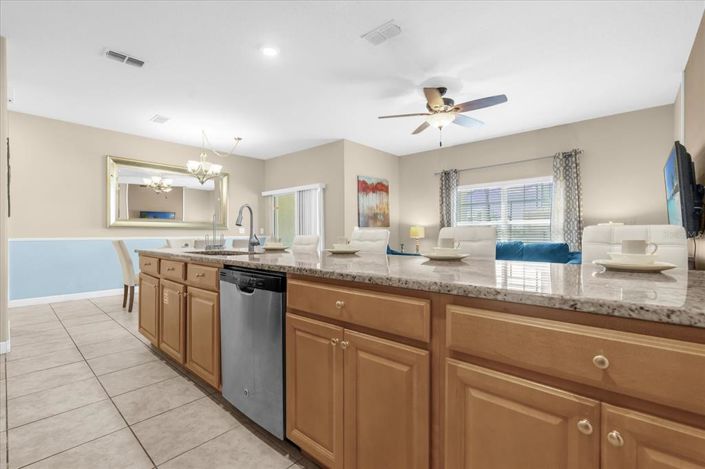 Image No.14-4 Bed Townhouse for sale