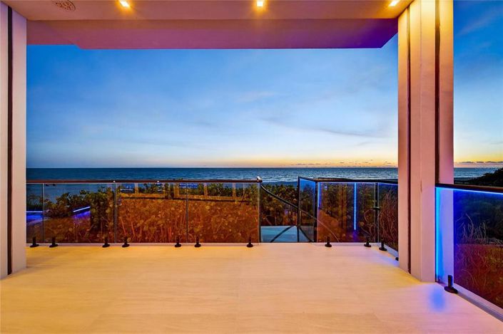 Image No.42-5 Bed Property for sale