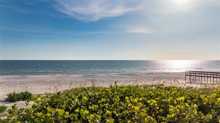 Image No.5-5 Bed Property for sale