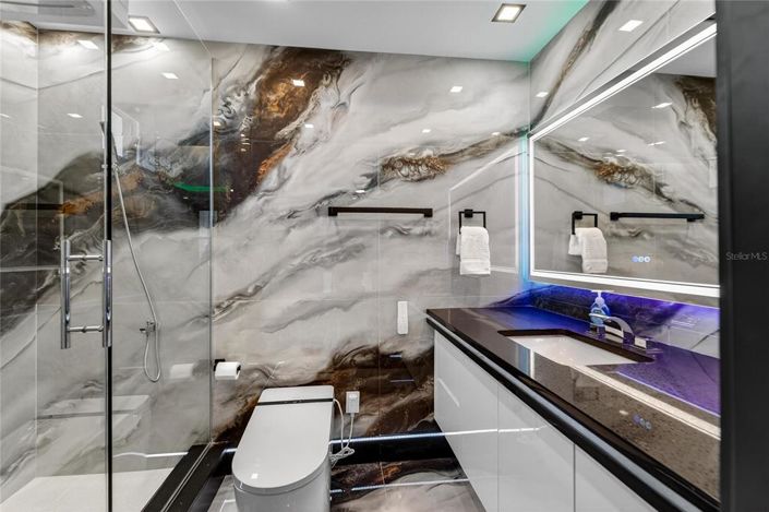 Image No.53-5 Bed Property for sale