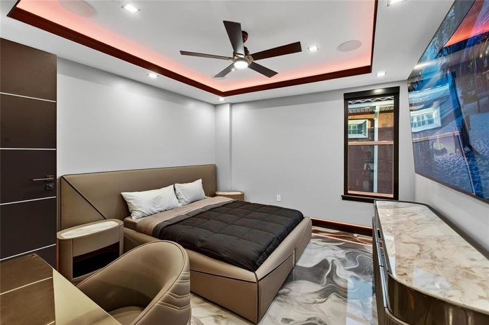 Image No.57-5 Bed Property for sale