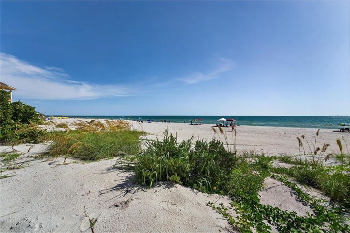 Image No.6-5 Bed Property for sale