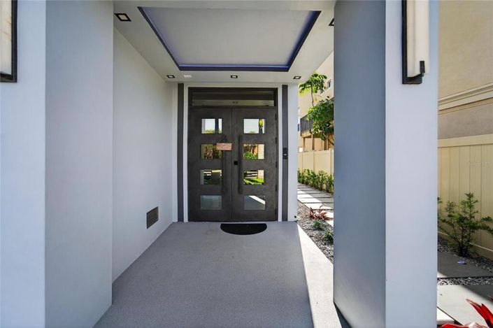 Image No.9-5 Bed Property for sale