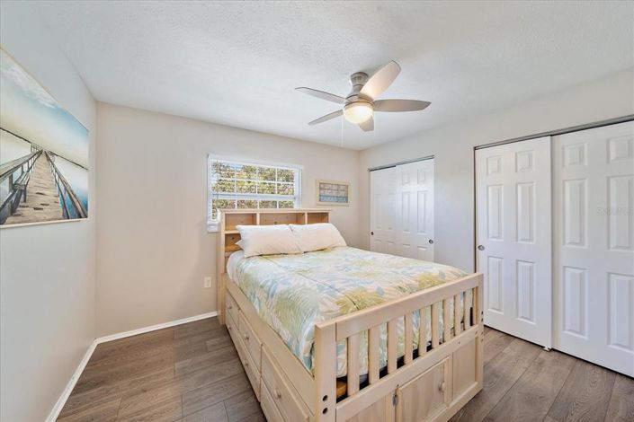 Image No.19-4 Bed Property for sale