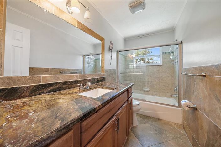 Image No.21-4 Bed Property for sale