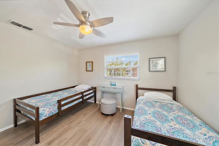 Image No.23-4 Bed Property for sale