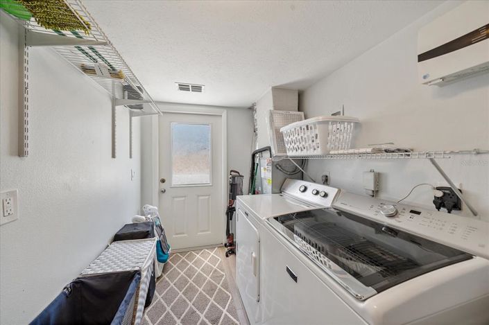 Image No.29-4 Bed Property for sale