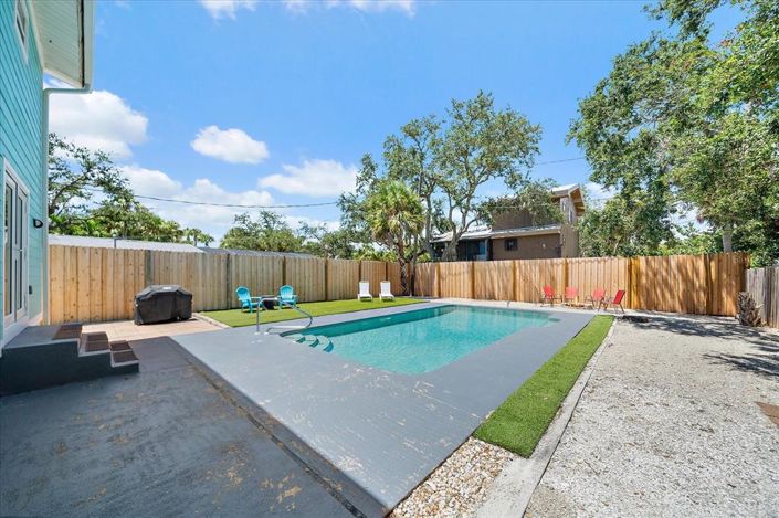 Image No.32-4 Bed Property for sale