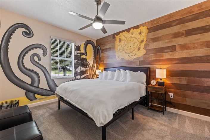 Image No.17-8 Bed Property for sale