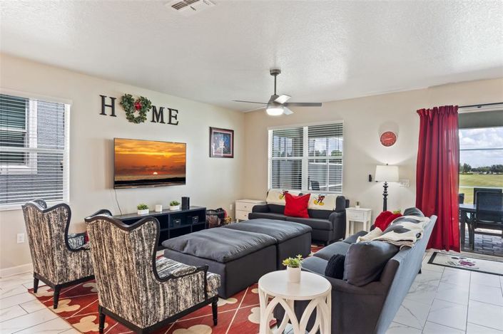 Image No.7-8 Bed Property for sale