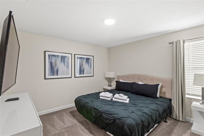 Image No.27-9 Bed Property for sale