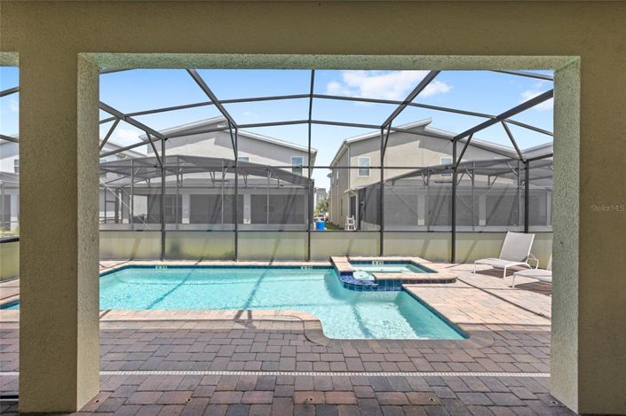 Image No.40-9 Bed Property for sale