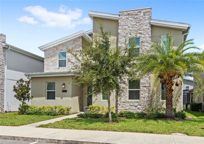 Image No.41-9 Bed Property for sale