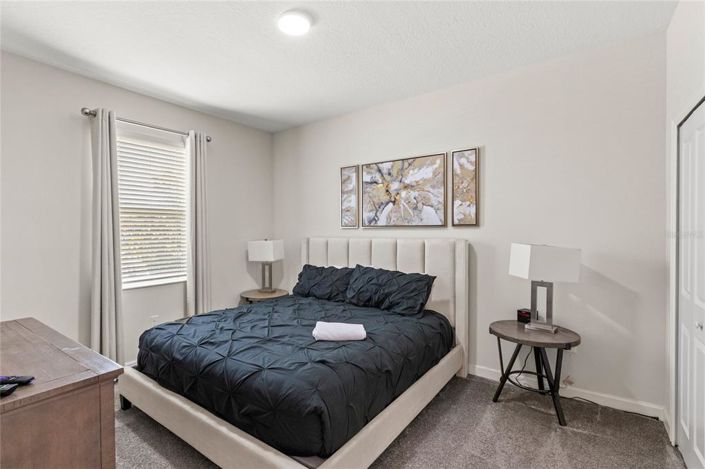 Image No.6-9 Bed Property for sale