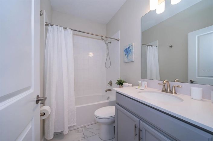 Image No.14-6 Bed Property for sale