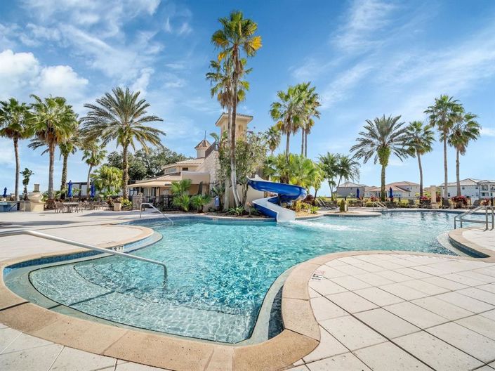 Image No.8-4 Bed Property for sale