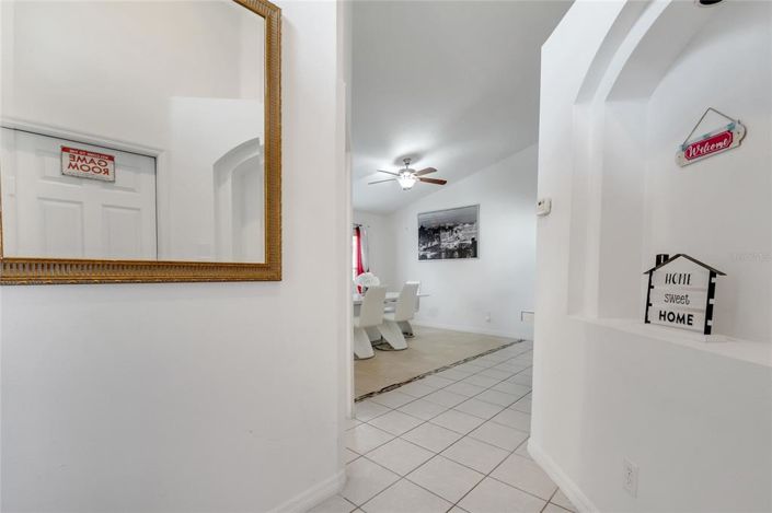 Image No.3-5 Bed Property for sale