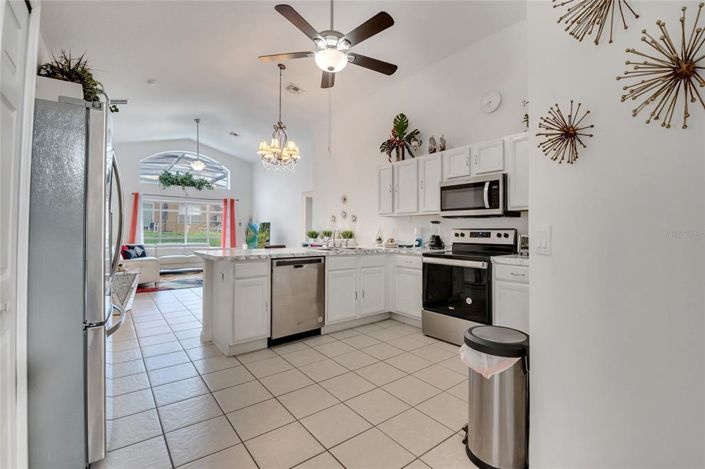 Image No.31-5 Bed Property for sale