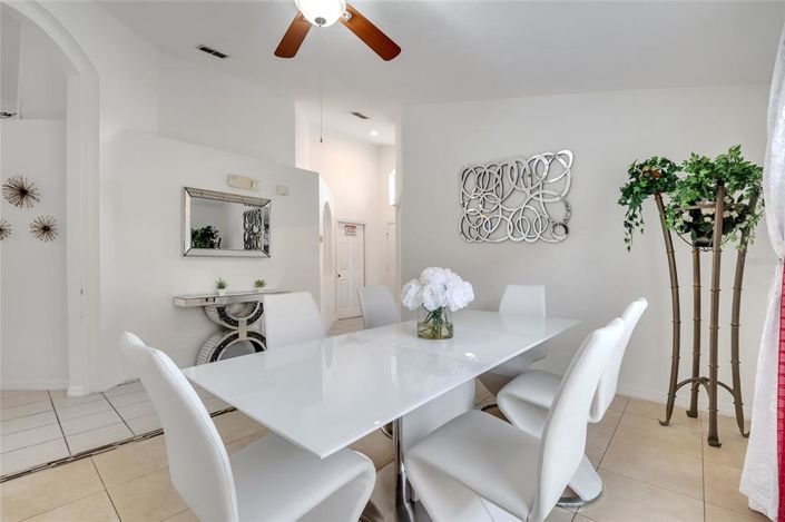 Image No.36-5 Bed Property for sale