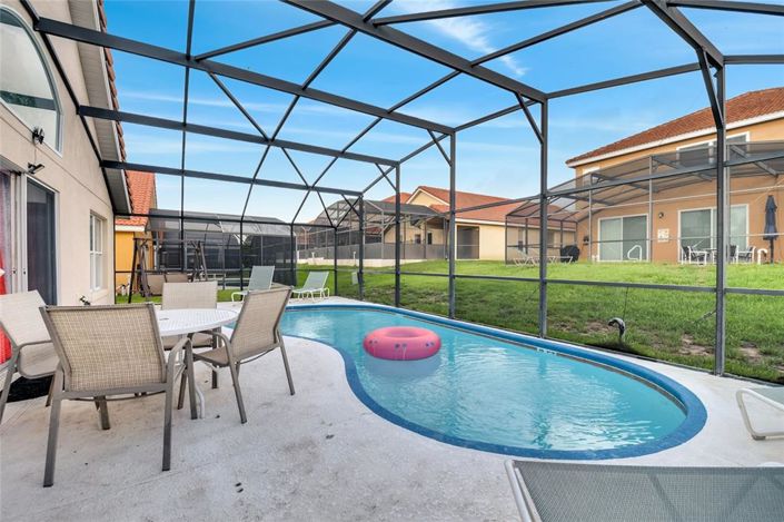 Image No.42-5 Bed Property for sale