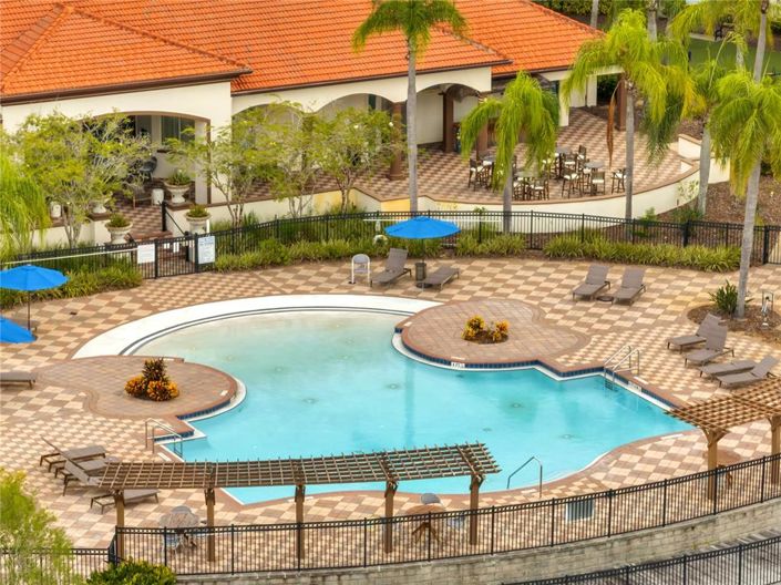 Image No.47-5 Bed Property for sale