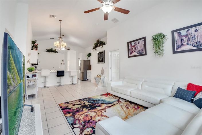 Image No.8-5 Bed Property for sale